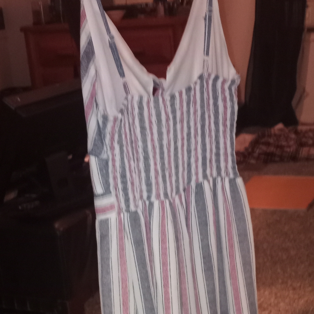 Jumper - Picture 2 of 3